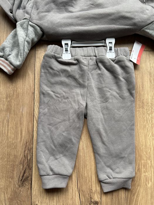 Tahari ocieplany dres dla chłopca 68/74