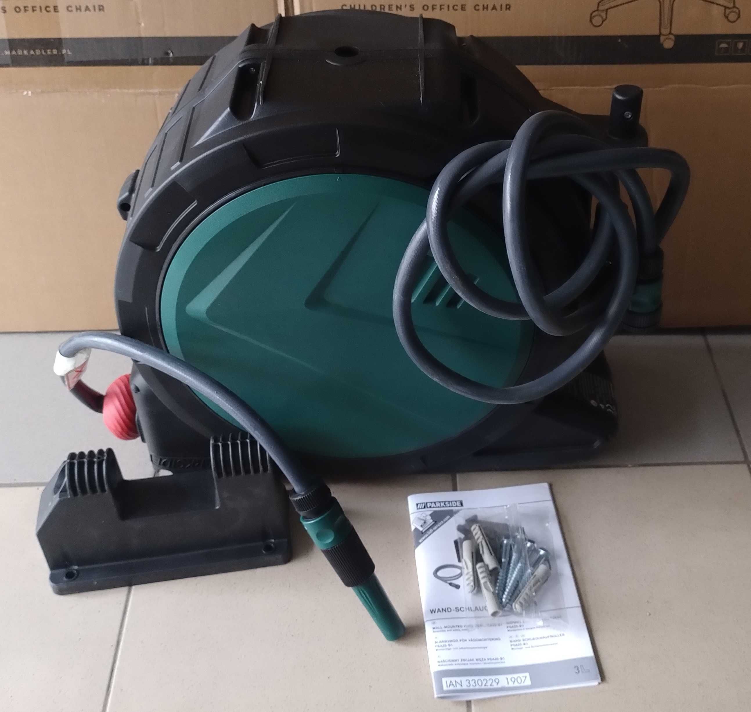 Bęben z wężem 25m PARKSIDE PSA25-B1 1/2" automatyczny zwijacz blokada