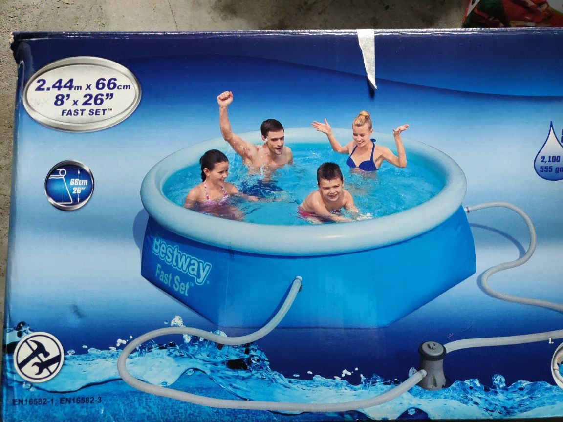 Piscina insuflável Bestway + Bomba +Cobertura