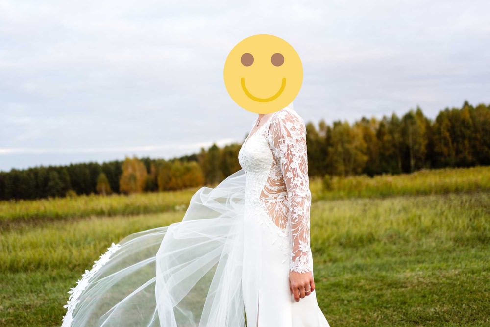 Suknia ślubna, welon i etola