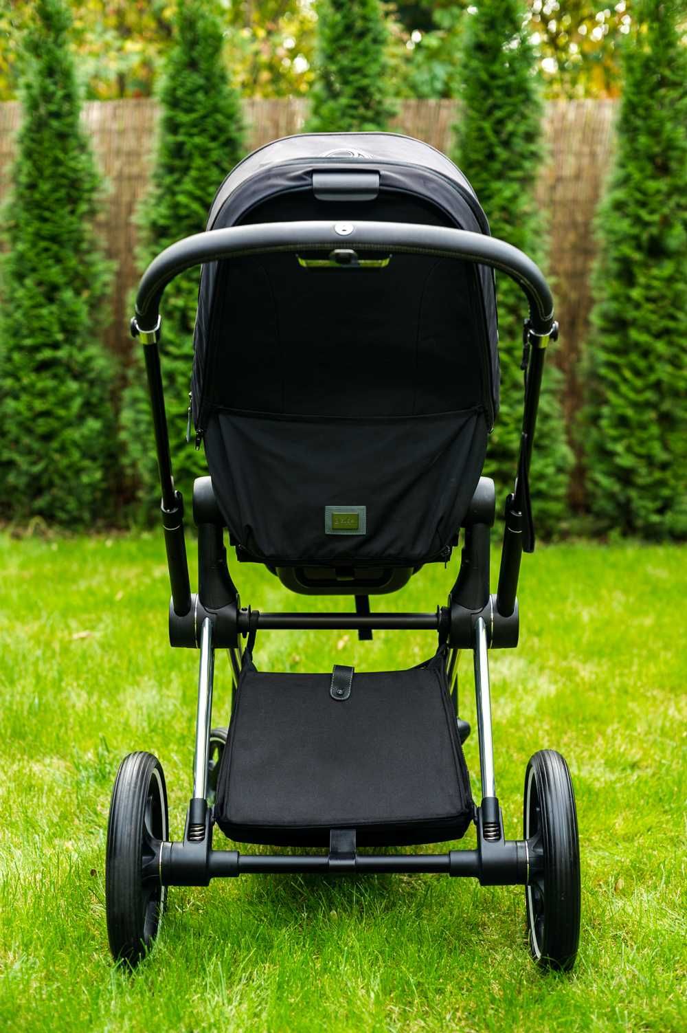 Cybex Priam 4.0 Chrome Black Spacerówka Wózek