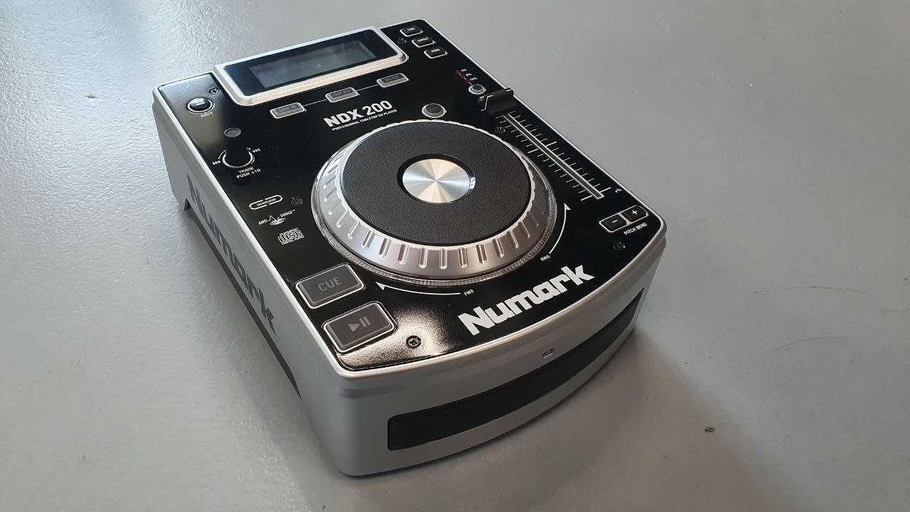 NUMARK NDX200 DJ CD проигрыватель