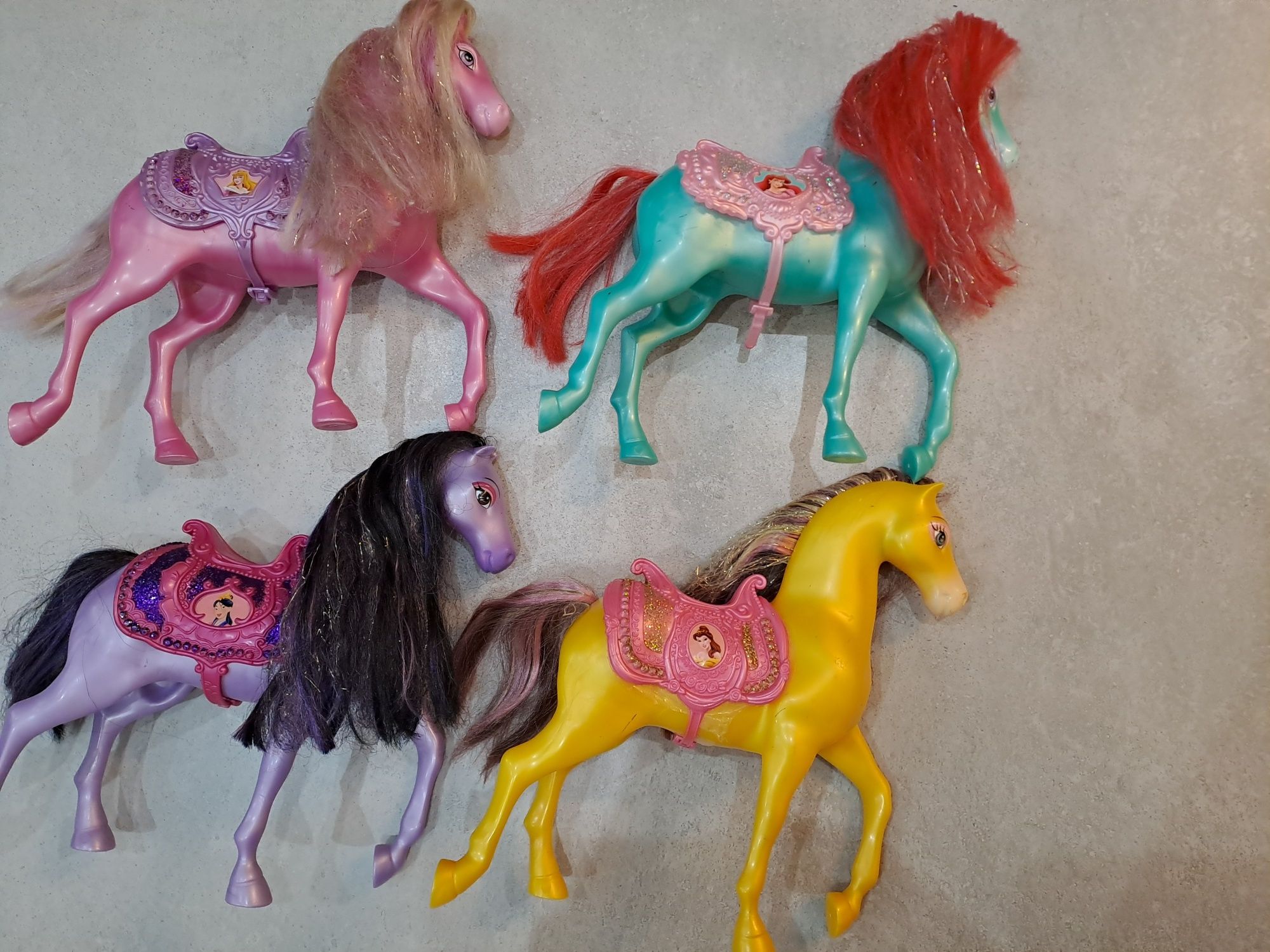 Disney,  Mattel, Mulan, Ariel,Bella,Aurora, koń,  konik