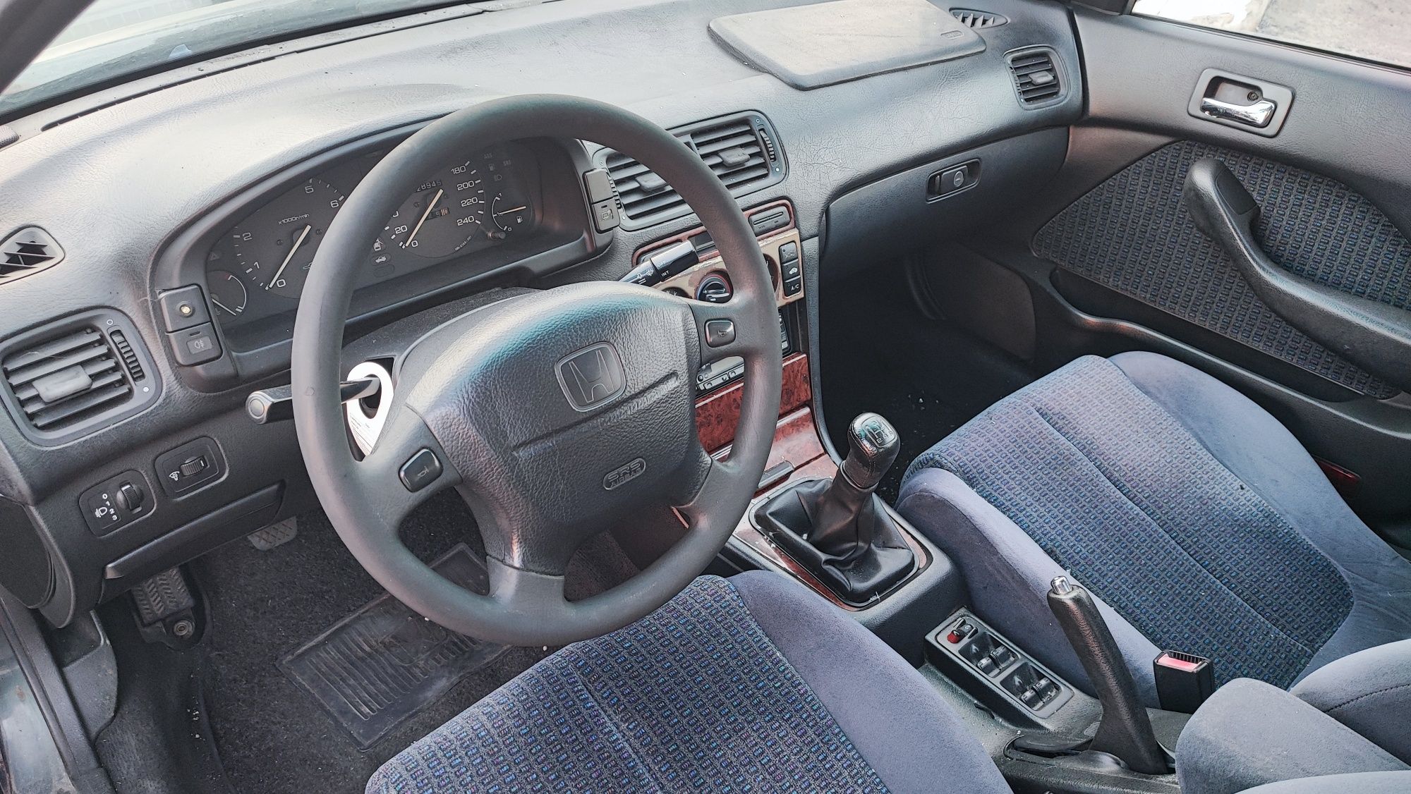Honda Accord 1.8i LS para peças