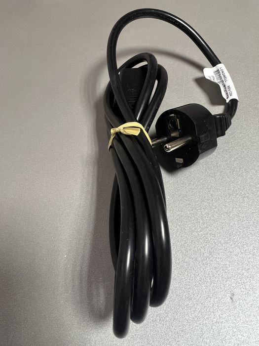 Kabel zasilający do monitora komputera