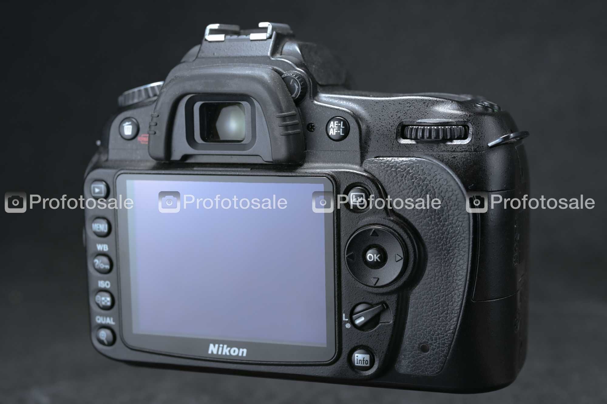 Фотоапарат Nikon D90