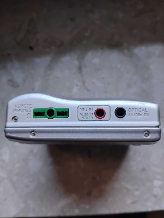 SharpMDMT280E przenośny mini odtwarzacz dysków