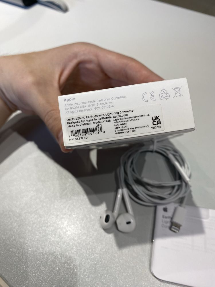 Навушники вкладиші дротові Apple EarPods with Lightning