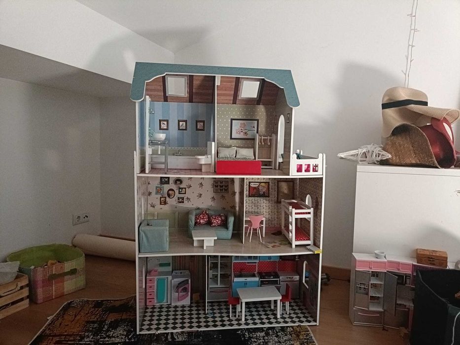 Casa Bonecas Imaginarium bom estado