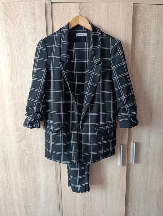 Garnitur damski Reserved 38 M spodnie marynarka żakiet cygaretki zesta