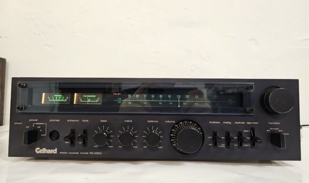 Am/Fm Stereo Amplituner ZELHARD RS-5850.