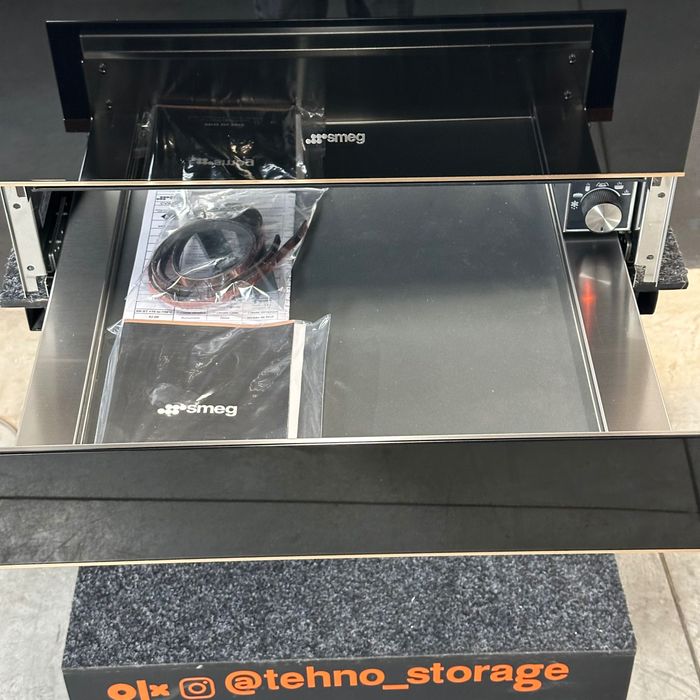 підігрів посуду Smeg CPR615NR