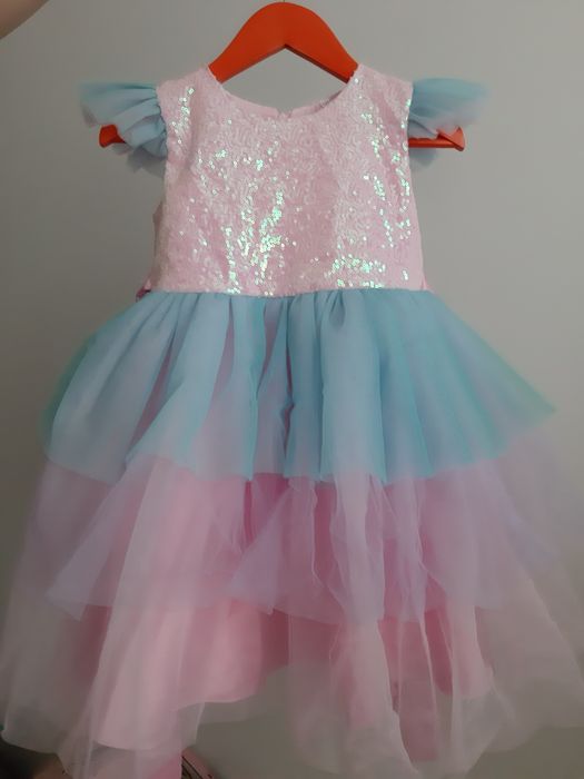 Продам детское радужное платье