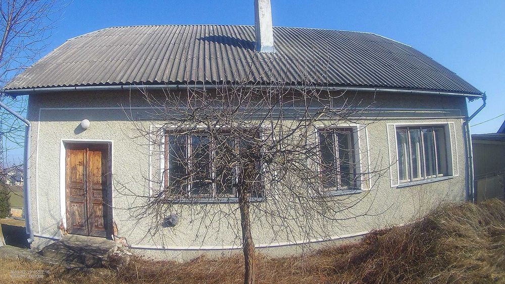 Нежитлова будівля - смт Отинія, Івано-Франківська обл.