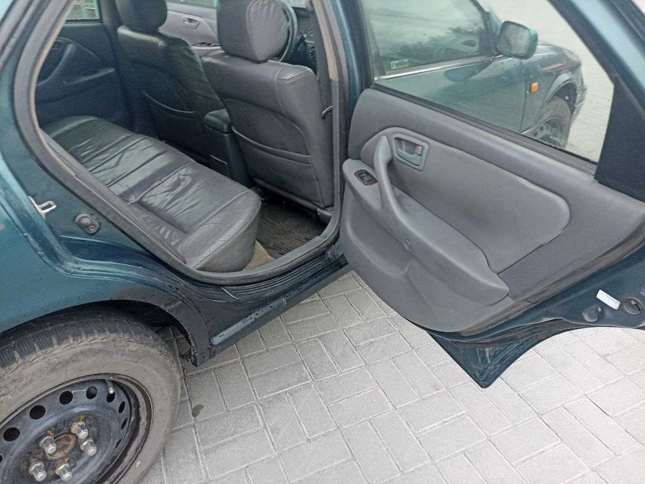 Продам Тойота Камри 20 автомат с переоформлением