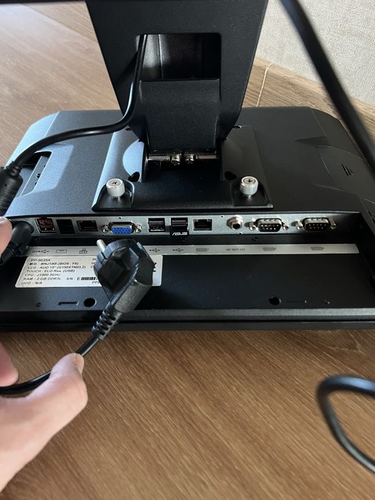 POS FEC -4 GB RAM - 120gb SSD- Win10