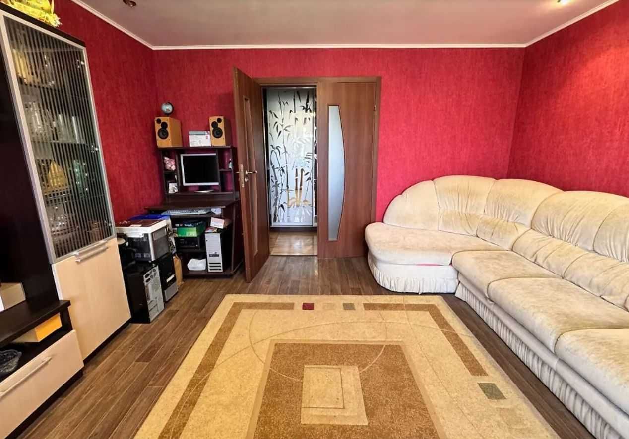3 кім з АВТОНОМКОЮ в багатоповерхівці район 12 КВАРТАЛ (716507)