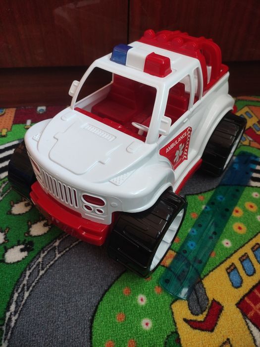 Машинки іграшкові