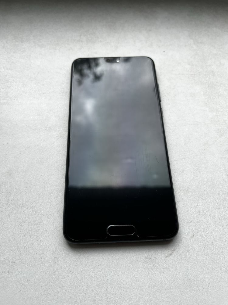 Продам Huawei P20 4/64 на дві сім