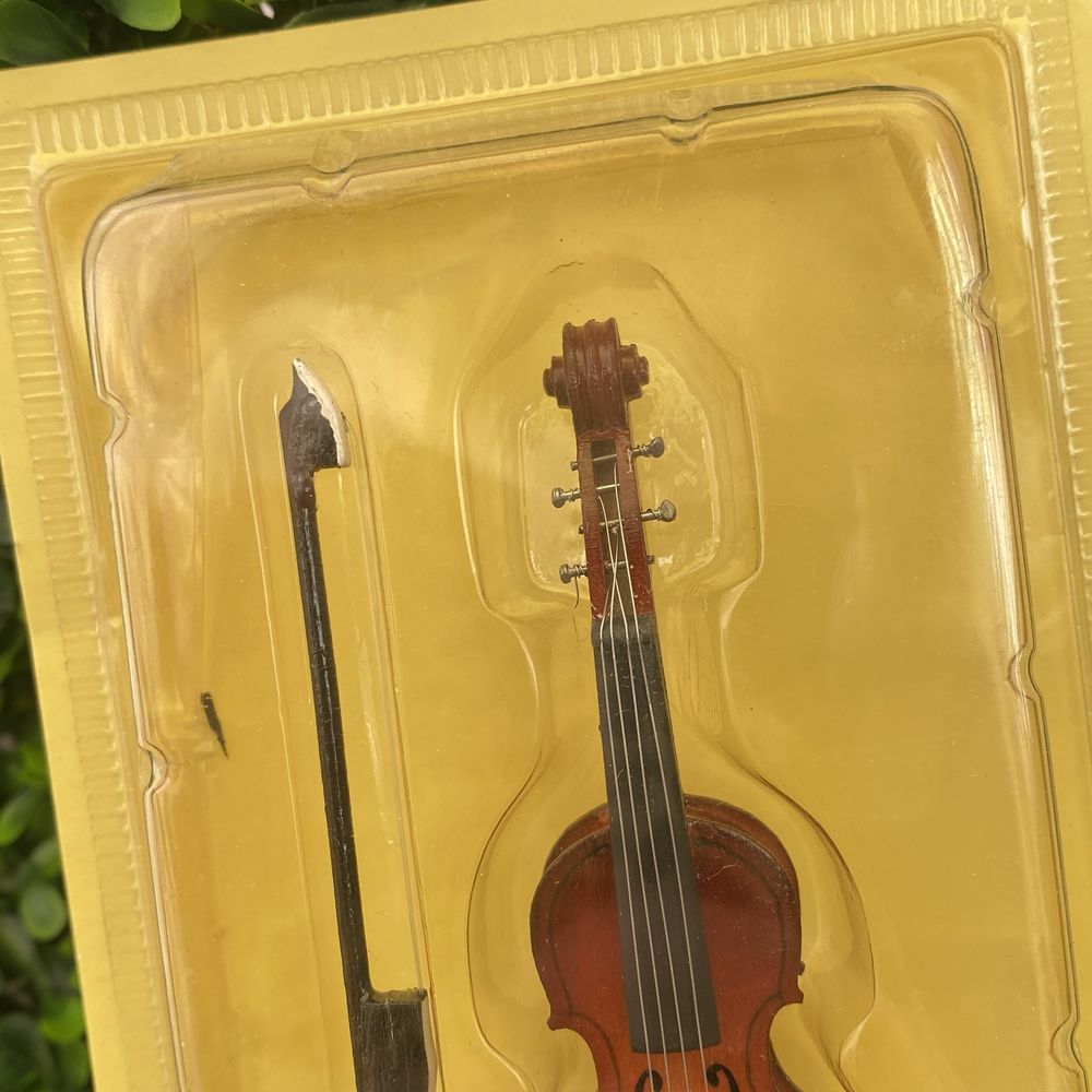 Viola Decorativo em Miniatura