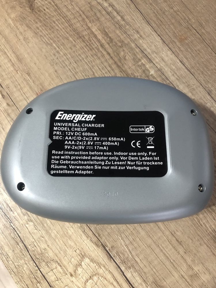 Ładowarka Energizer Universal Charger