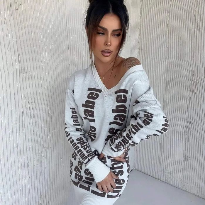 Sweter La Manuel Logotype Uni czarny śmietankowy