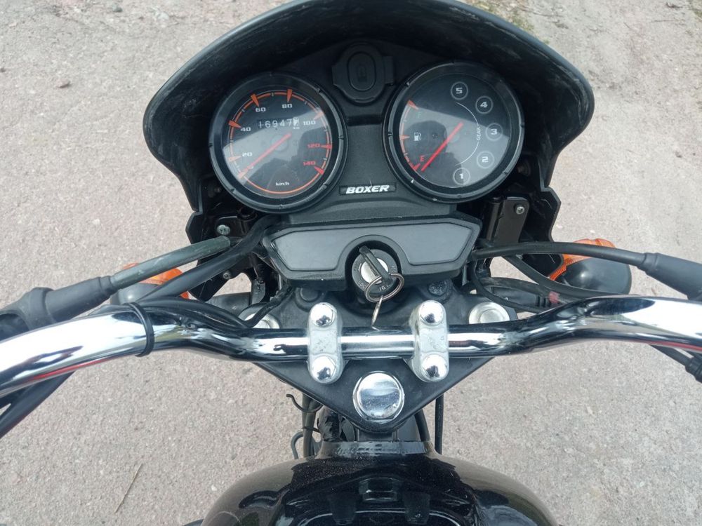 Продам мотоцикл Bajaj Boxer 125