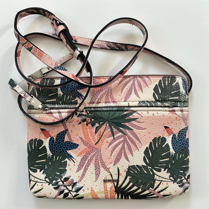 Torebka Parfois z tropikalnym wzorem – stan dobry