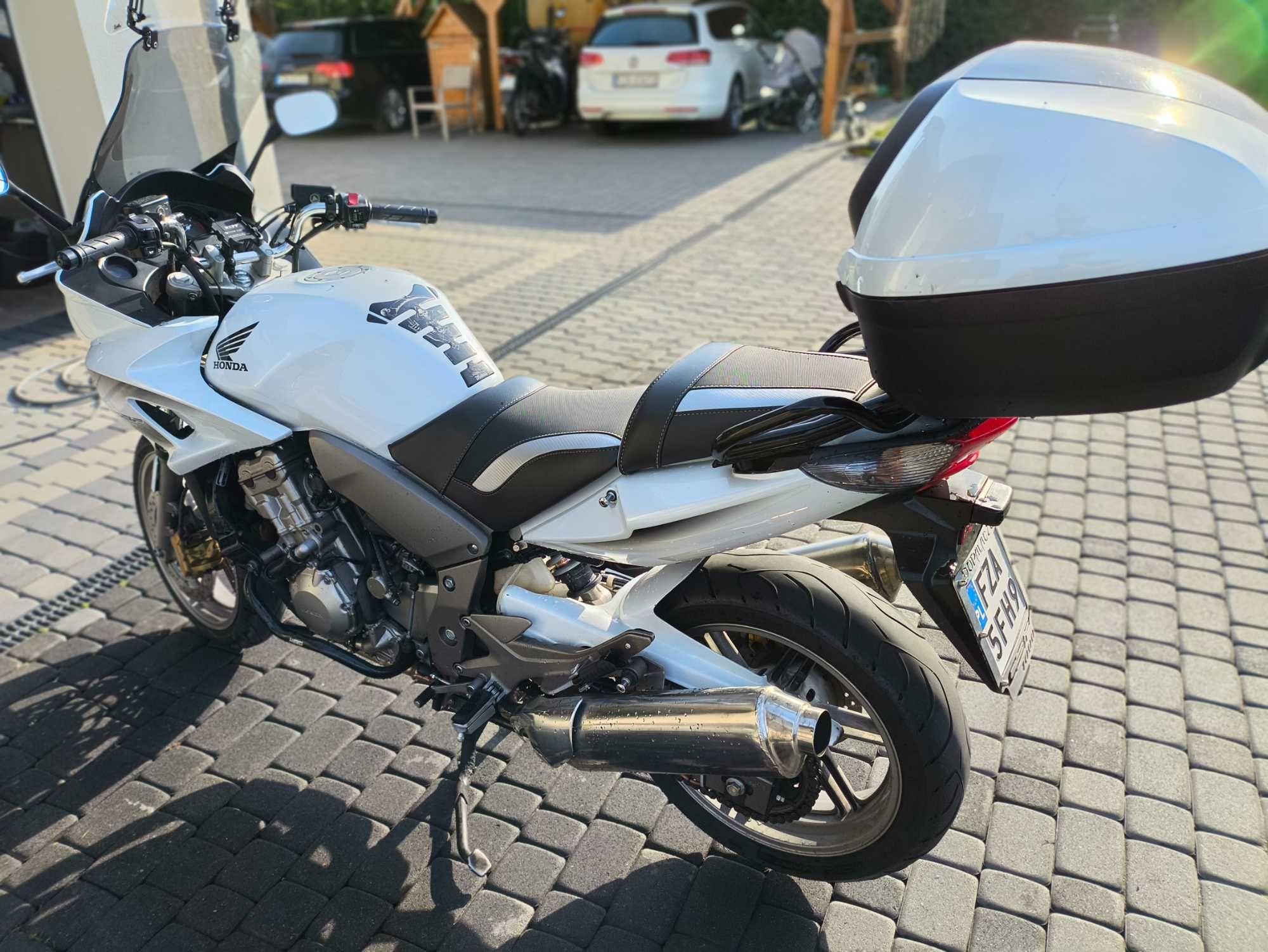 Honda CBF1000 doposażona