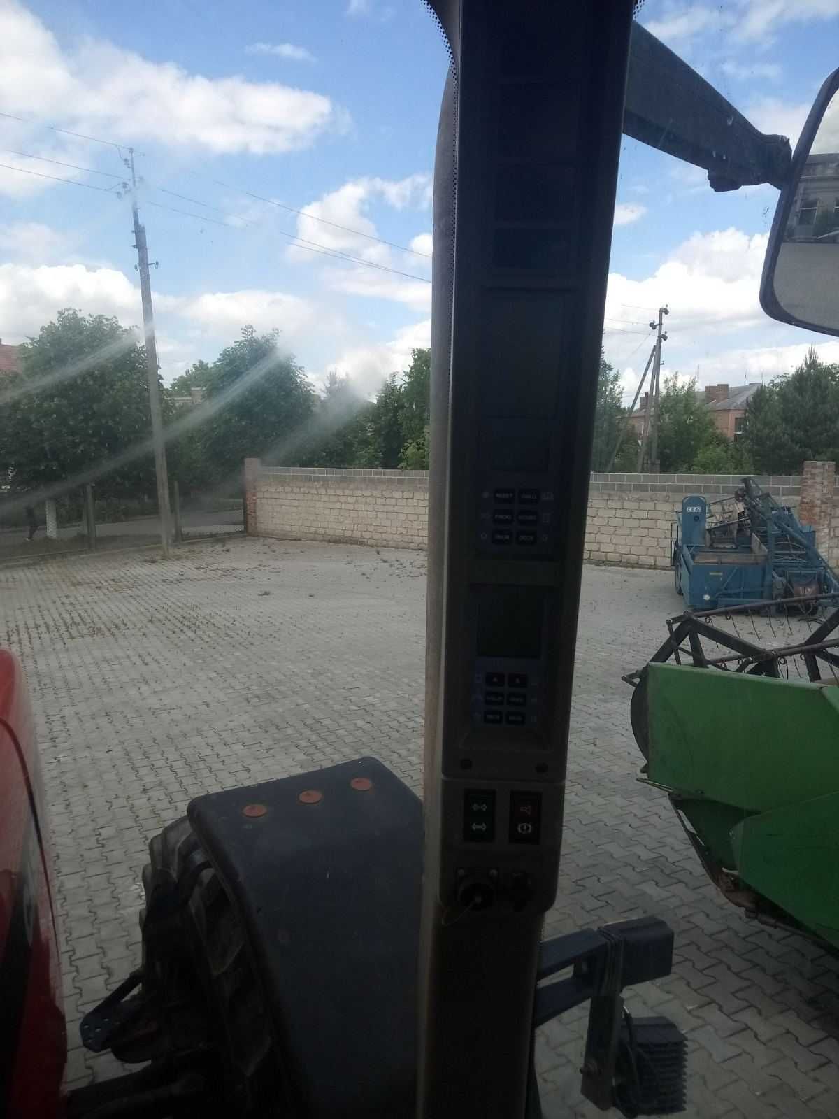 Трактор Case 270 Magnum гарний стан