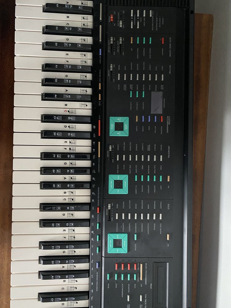 Синтезатор YAMAHA PSR-90