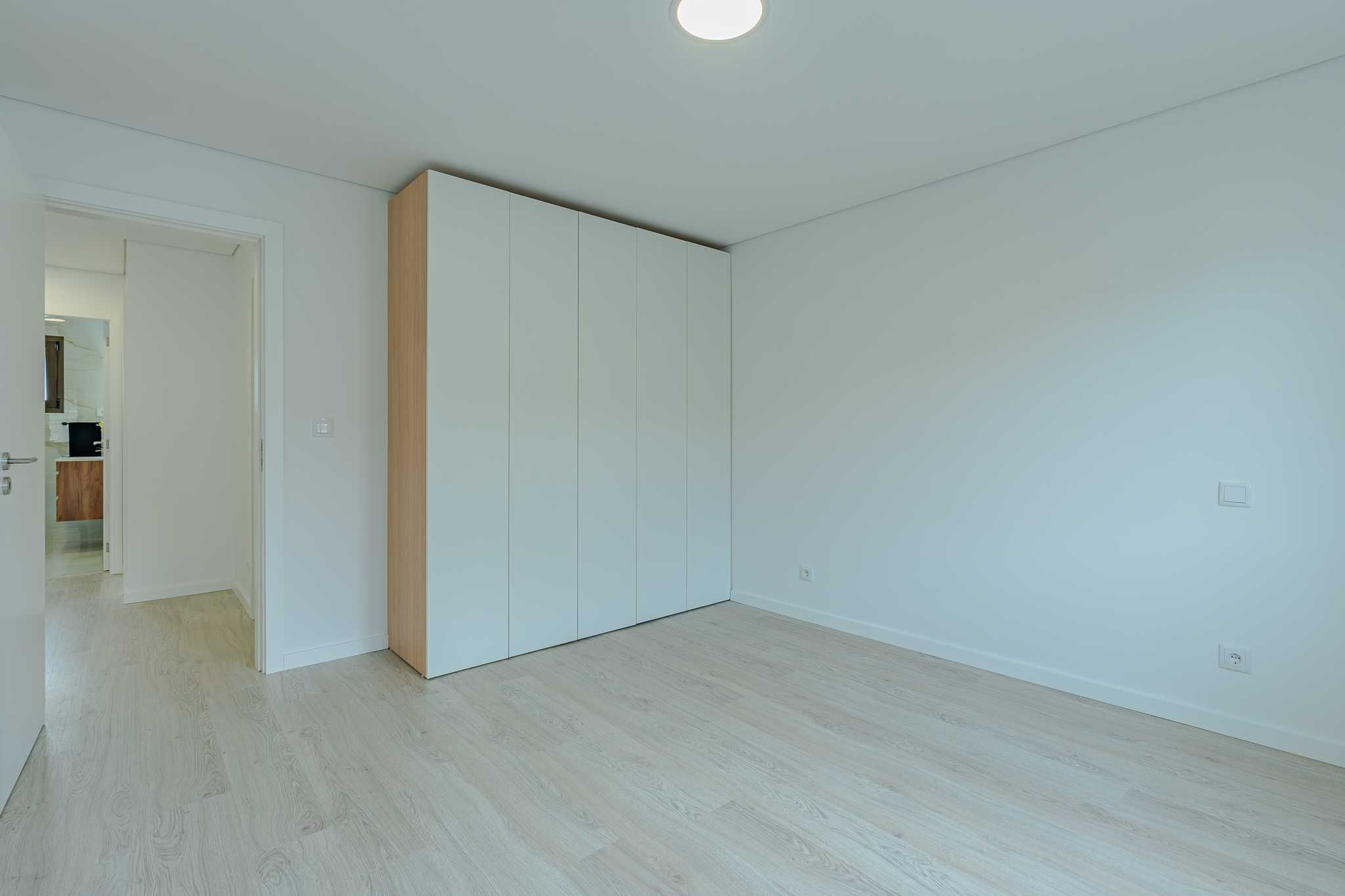 Andar Moradia T2+1 com aproveitamento de Sótão, remodelado e renovado
