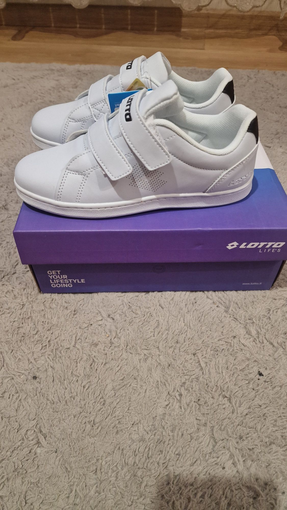 Buty Lotto Białe r. 34