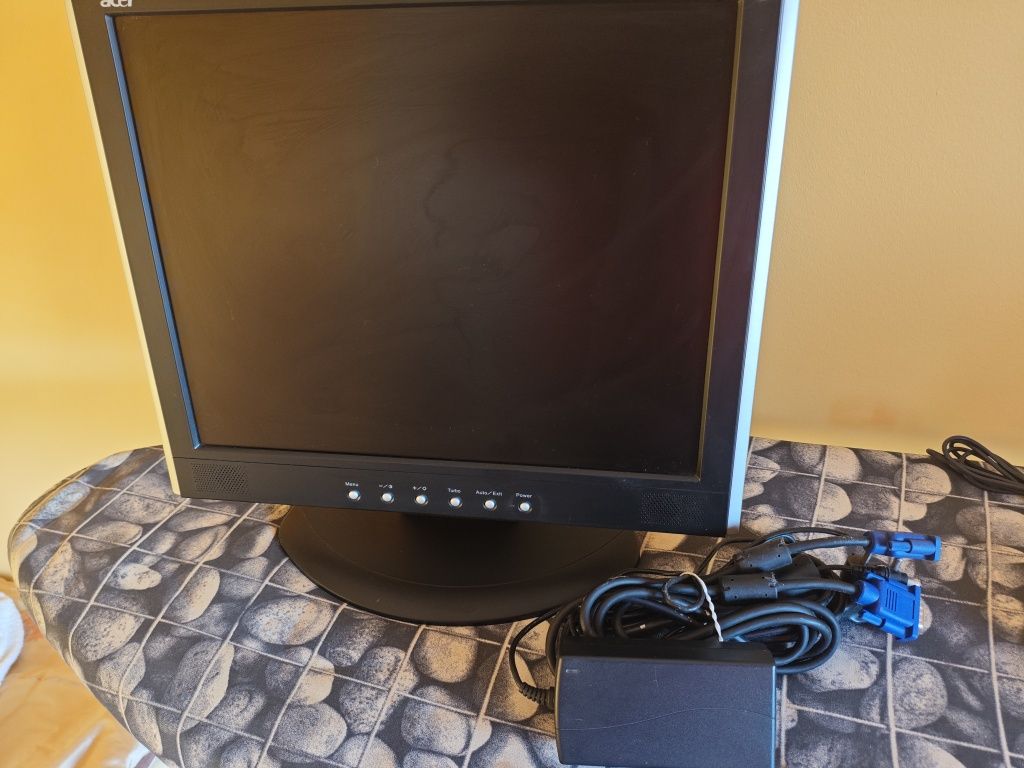 Vendo Monitor LCD Acer AL1703sm 17" 1280x1024