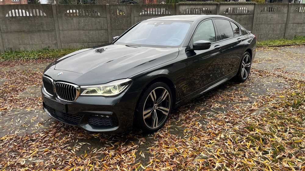 BMW Seria 7 740d Xdrive - Mpakiet - Bardzo Bogate Wyposazenie