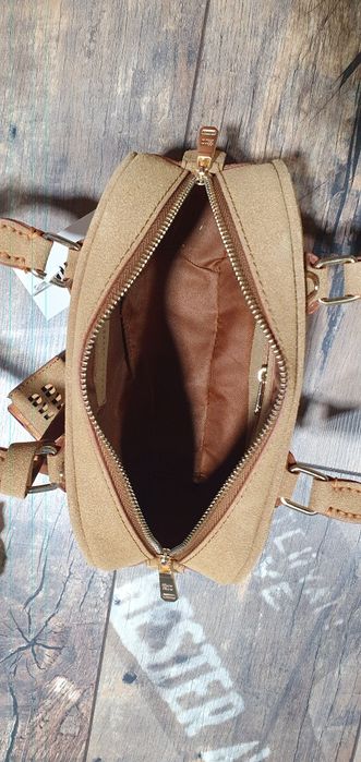 Cudowna karmelowa torebka zamsz do teki na ramię listoniszka elegancka