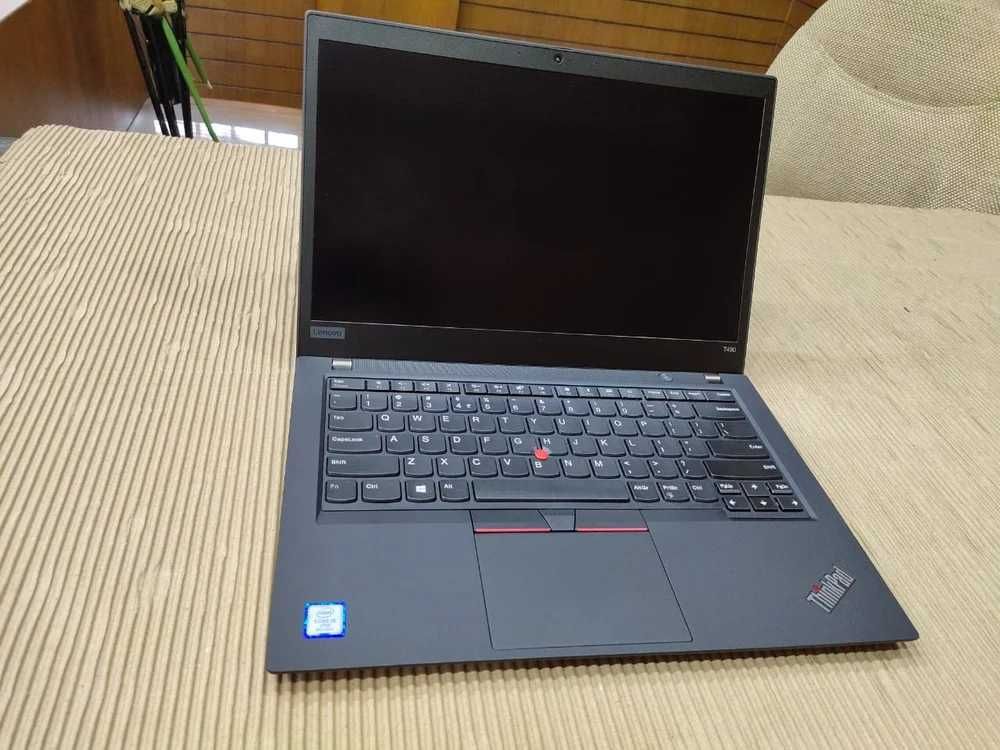 Laptop Lenovo T590  i7  intel 8th Gen