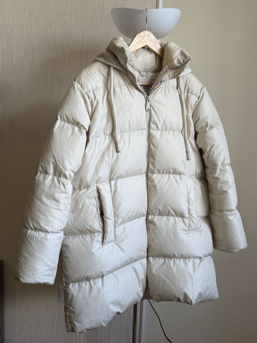 Пухова куртка ZARA