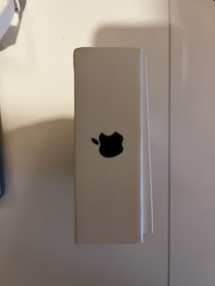 Caixa de iphone 12 mini
