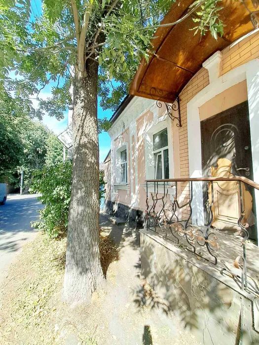 Продам 2-о к/к можливо під офіс в центрі по вул.Тимірязєва.