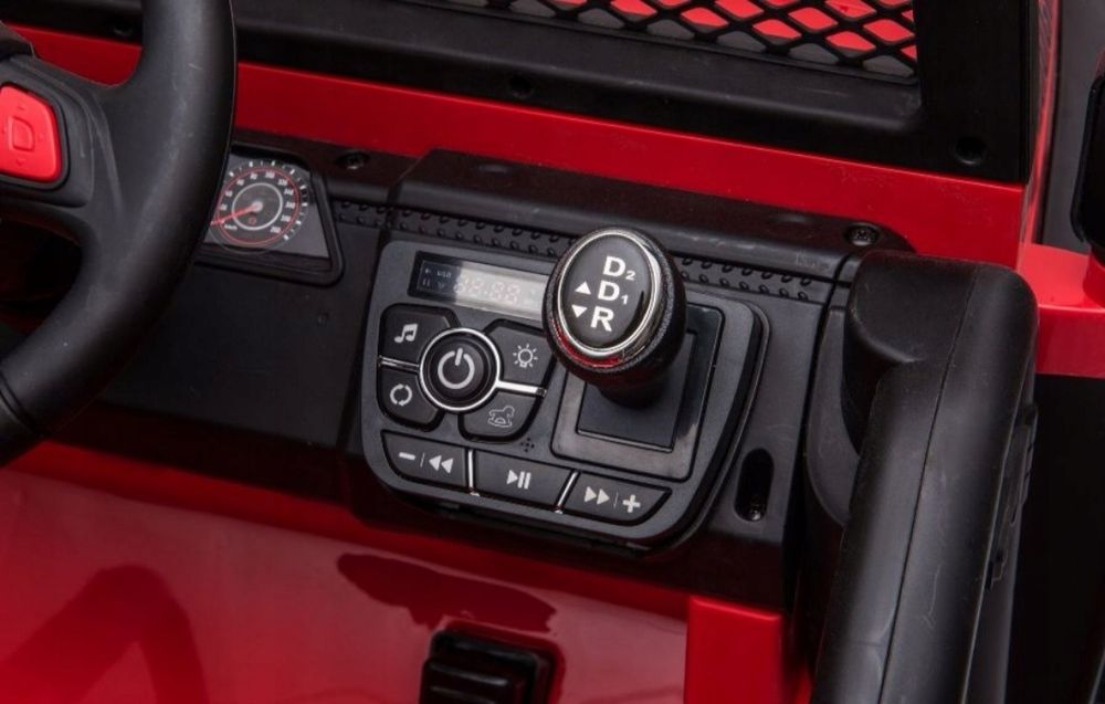 Auto na akumulator Jeep z napędem 4x4