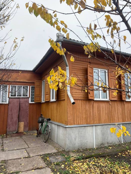 Продаж добротного будинку