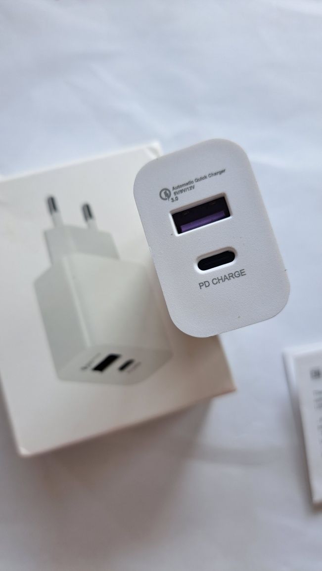 Ładowarka szybka usb i usb C nowa