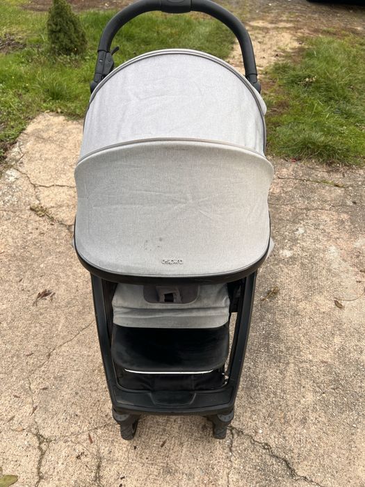 Sprzedam wozek spacerowy