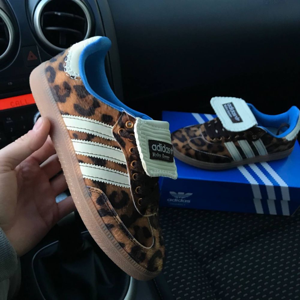 Жіночі кросівки адідас самба  Adidas Samba Wales Bonner leopard