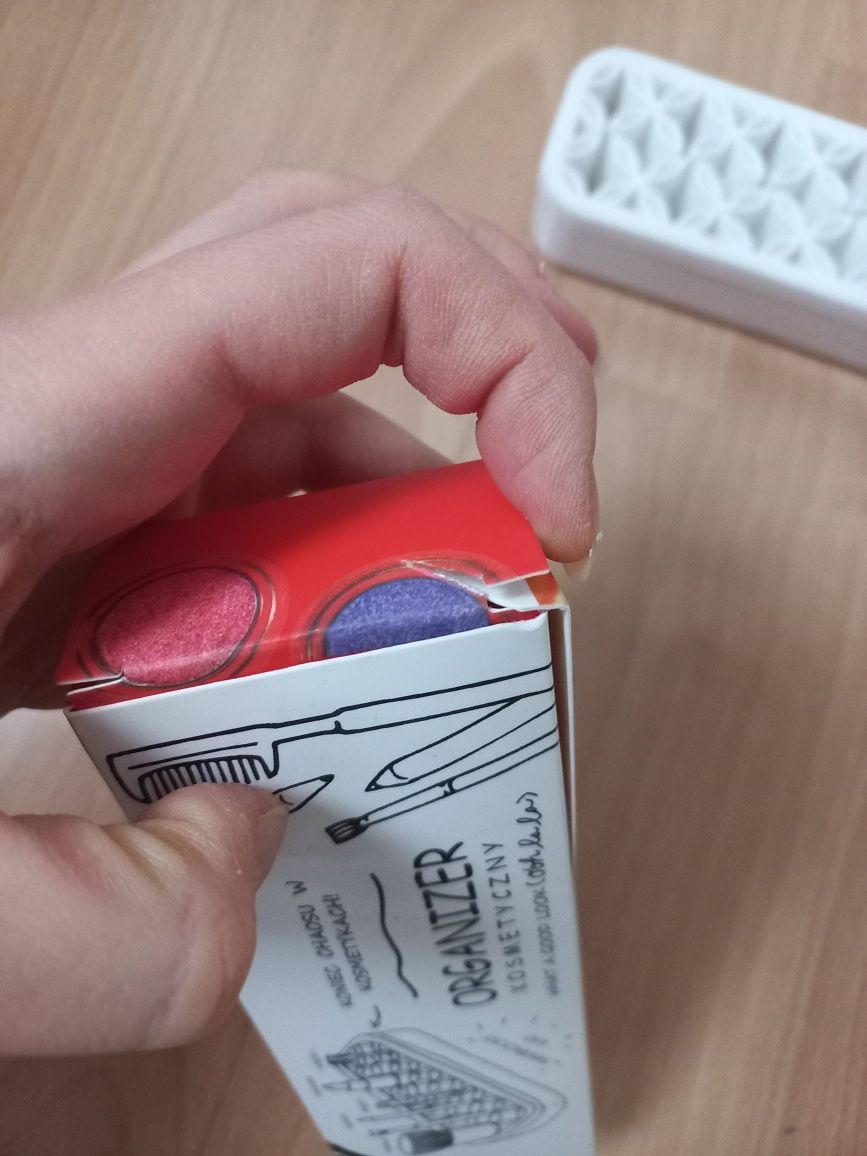 Organizer na kosmetyki