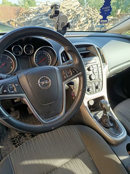 Opel Astra J 1.7 CDTi (110KM)