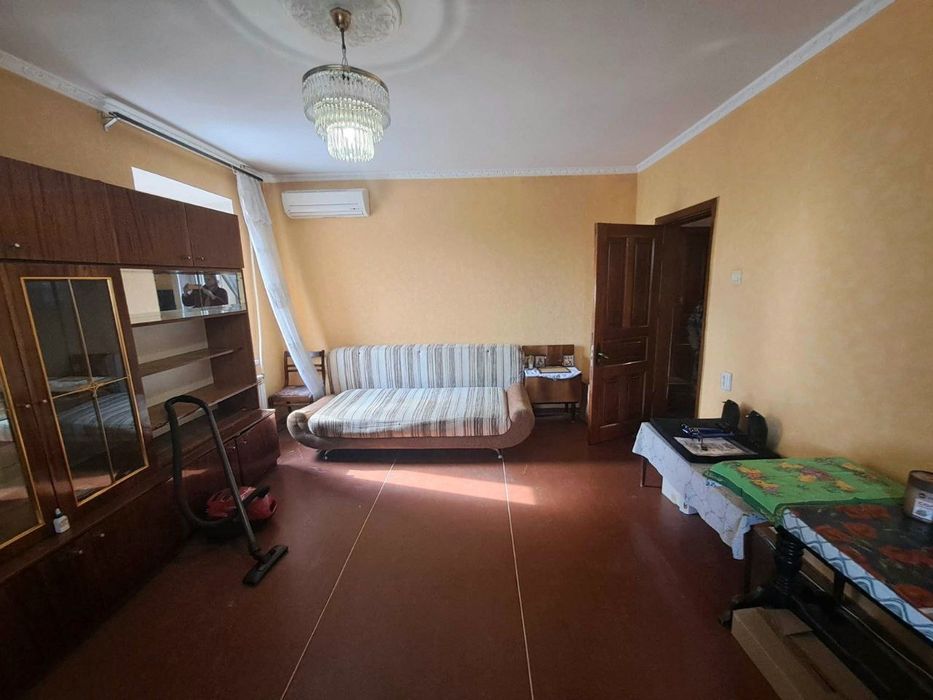 2 кімнатна. Кімнати роздільні. Сотовий проект. 3 лоджії. Загальна 54м2