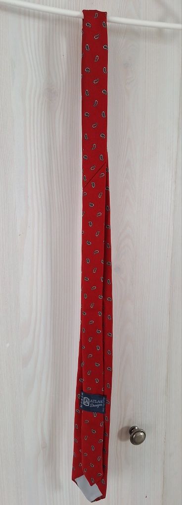 Krawat we wzorki