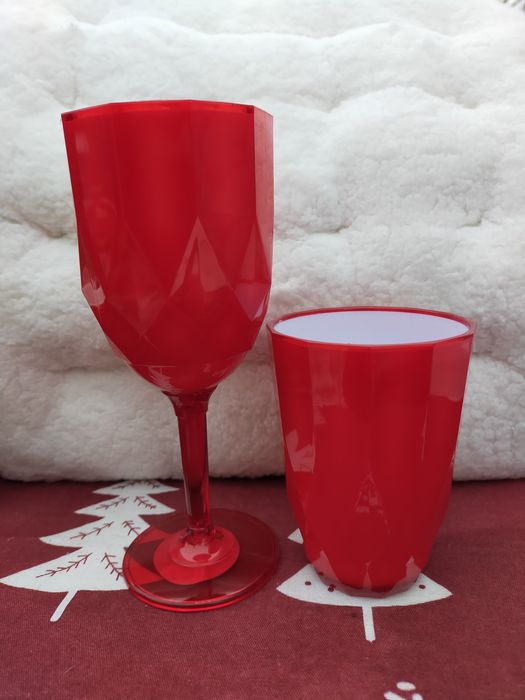 Новорічний посуд